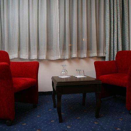 Akyuz Hotel Ankara Esterno foto