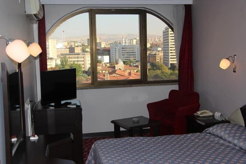 Akyuz Hotel Ankara Esterno foto