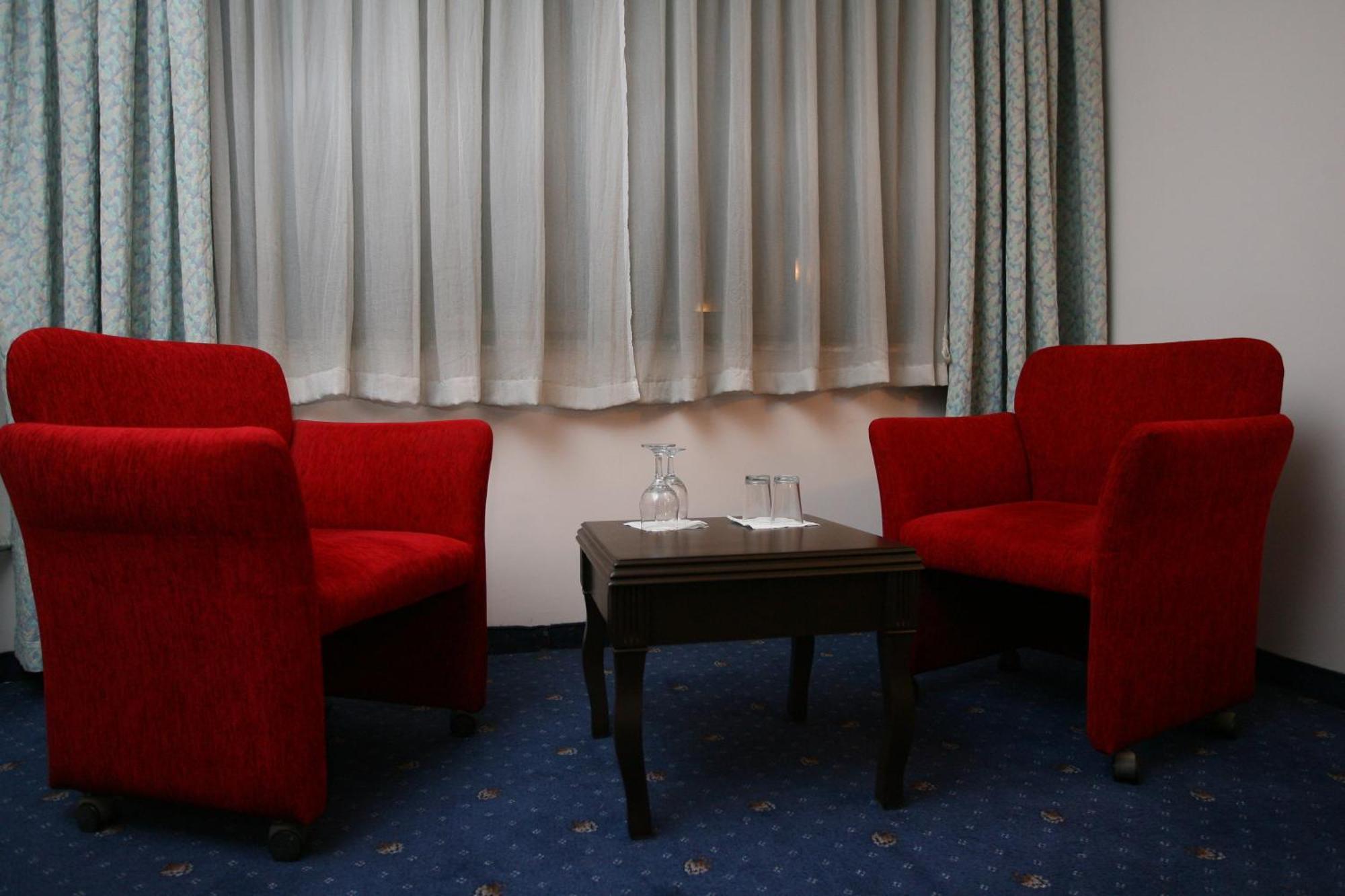 Akyuz Hotel Ankara Esterno foto