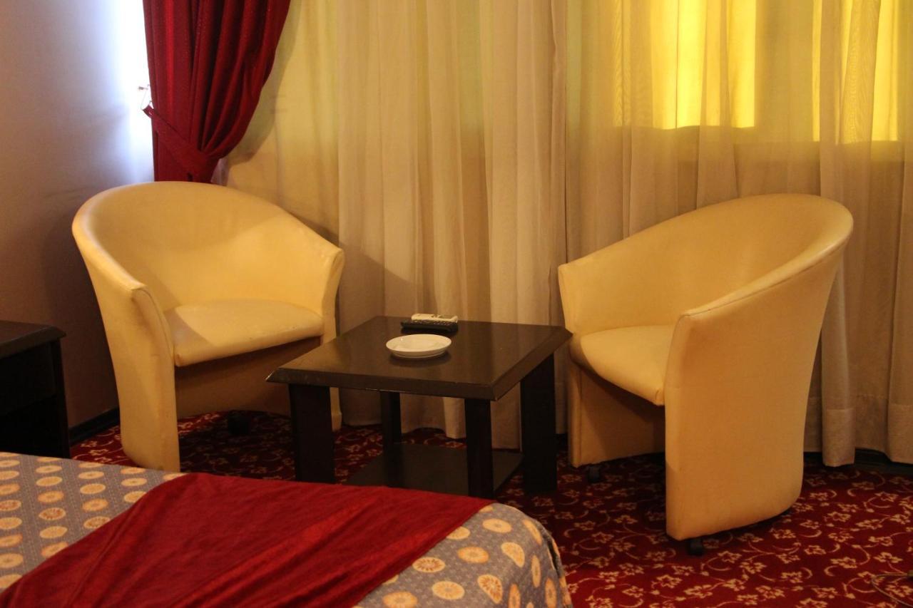 Akyuz Hotel Ankara Esterno foto