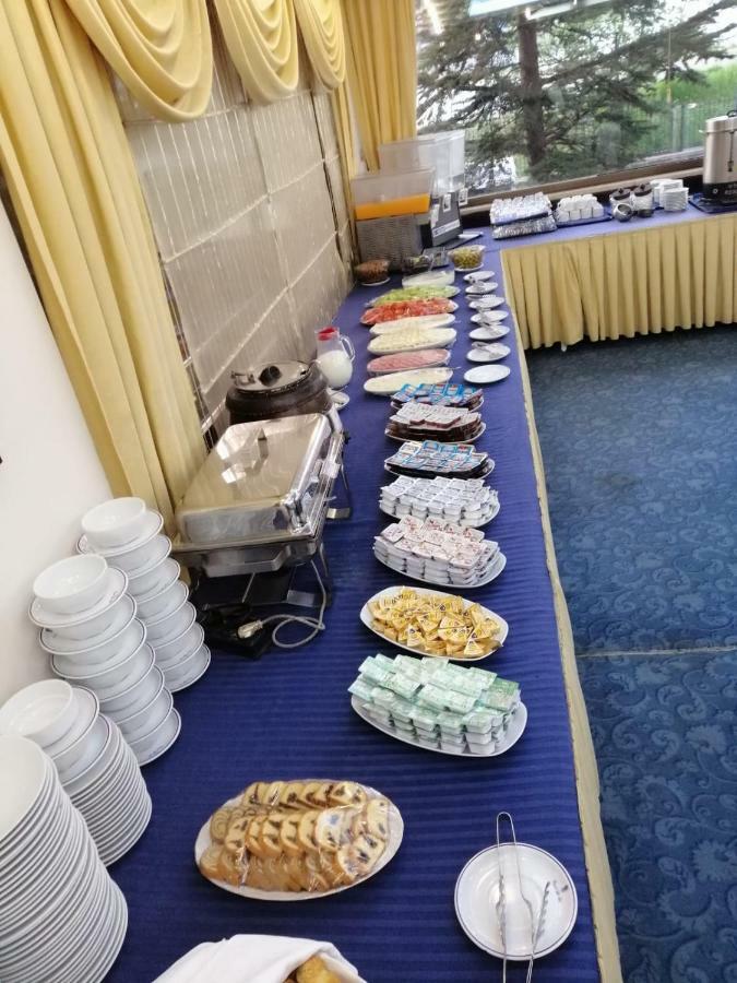 Akyuz Hotel Ankara Esterno foto