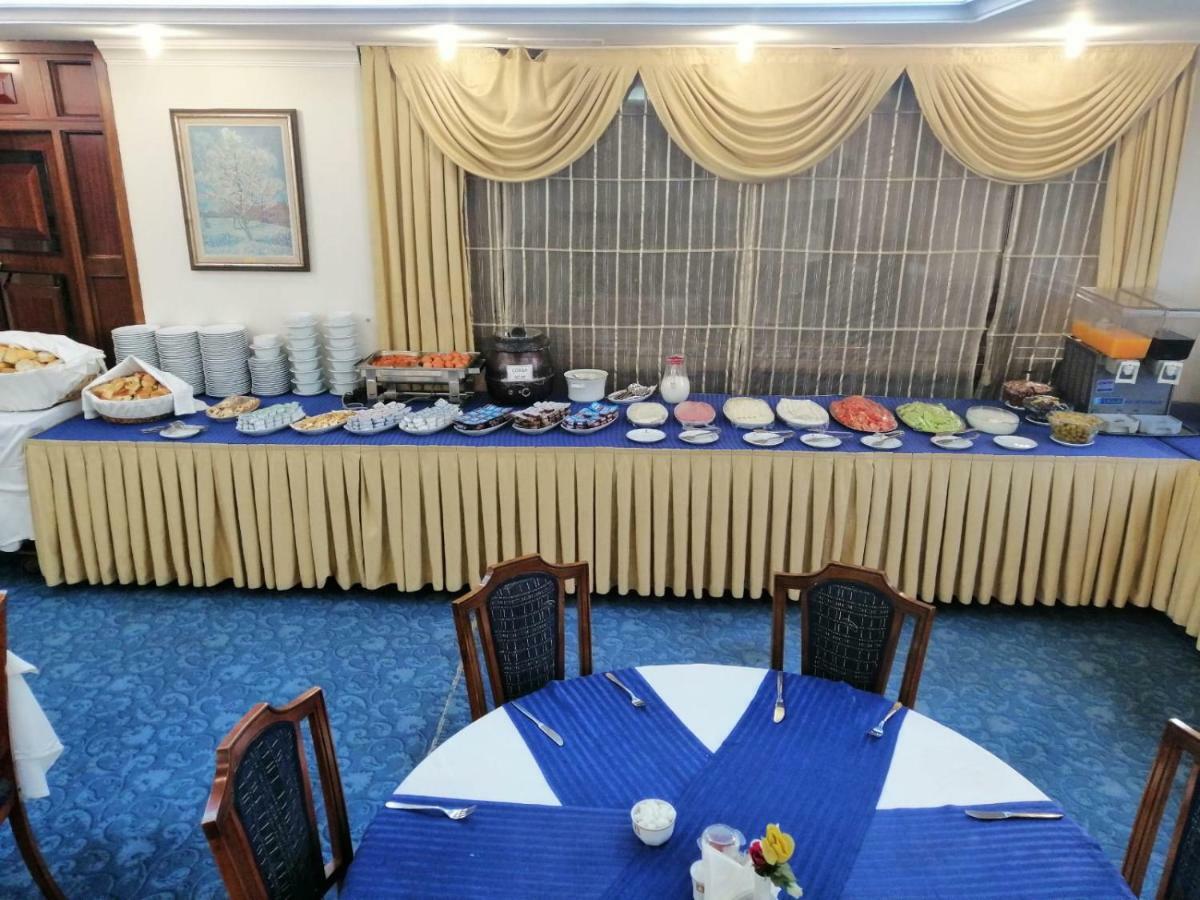 Akyuz Hotel Ankara Esterno foto