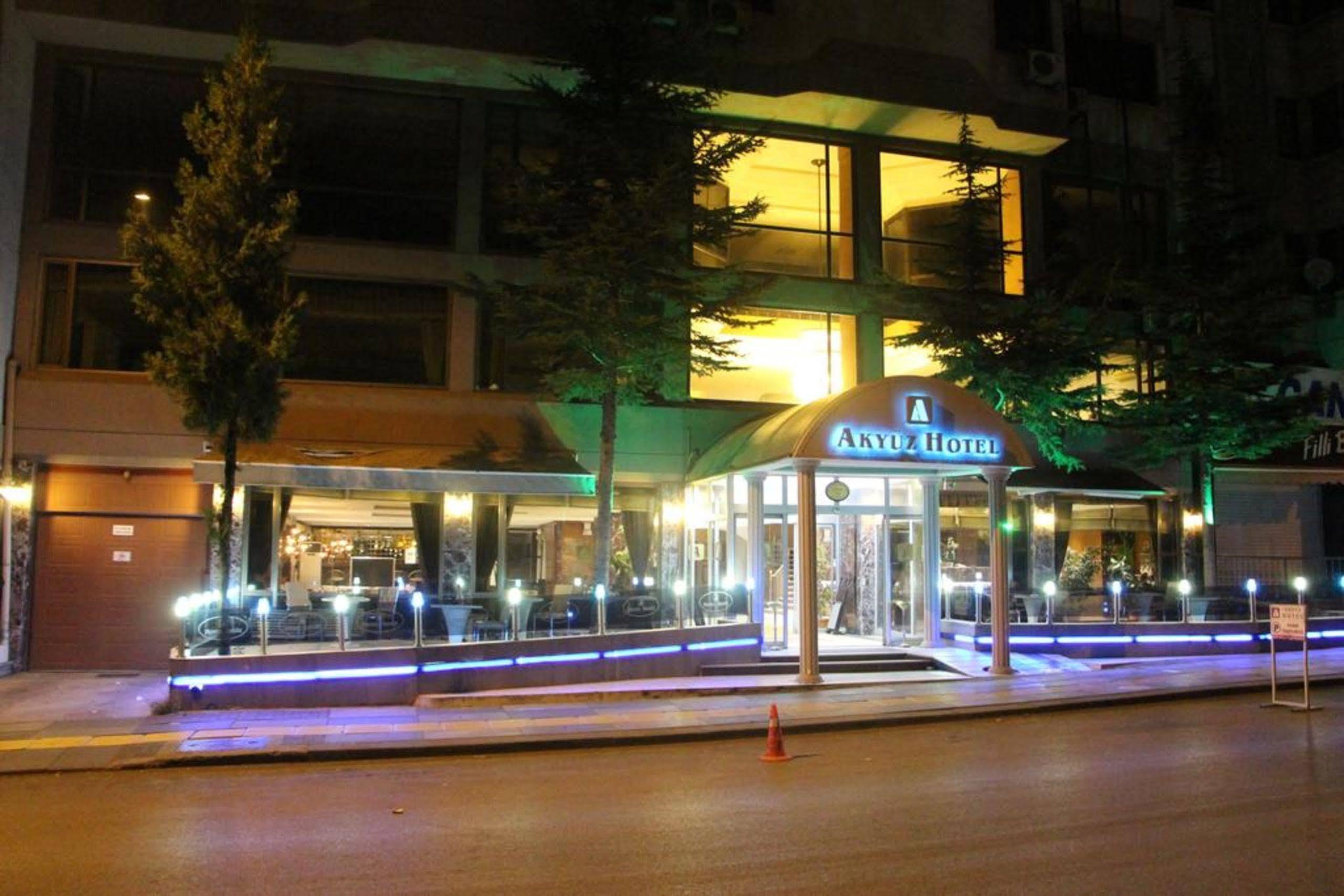 Akyuz Hotel Ankara Esterno foto
